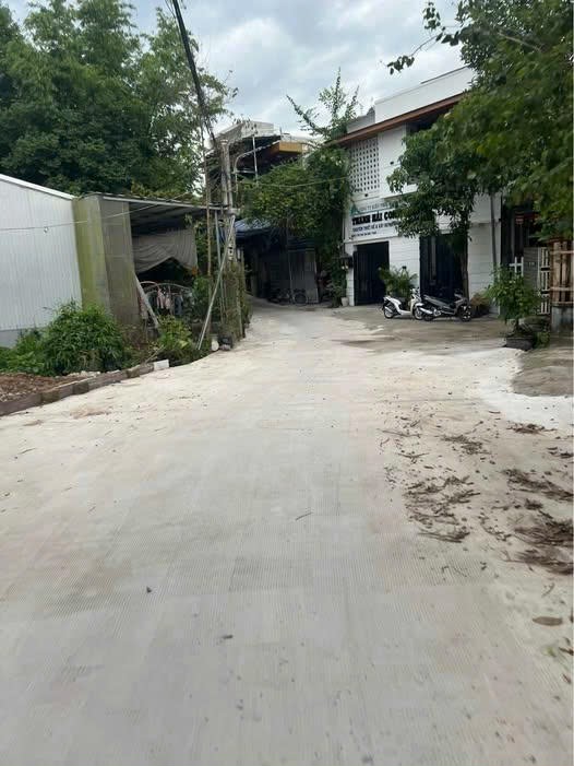 Hàng hiếm-đất khổ đẹp-hướng đẹp-vị trí đẹp-giá tốt