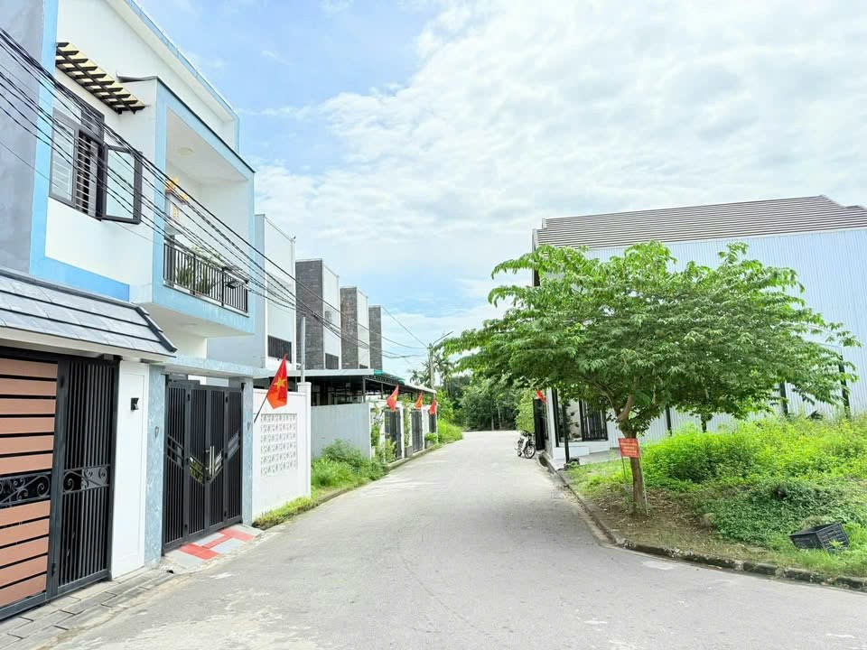 HAI LÔ XEN GHÉP KIM LONG SIÊU PHẨM